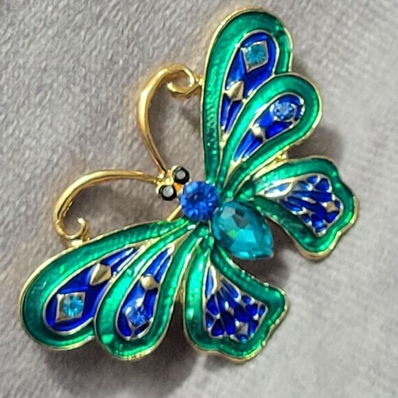 Austrian Crystal Butterfly Brooch - Picture 1 of 9
